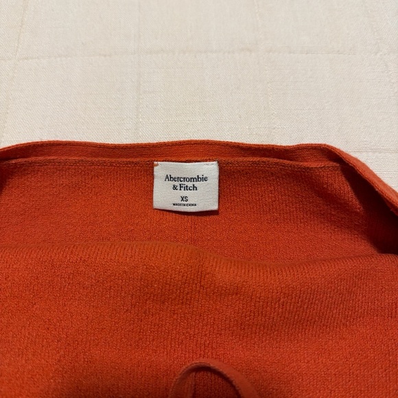 Abercrombie high neck halter - Picture 2 of 3